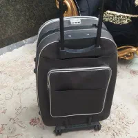 چمدان|کیف، کفش، کمربند|اندیشه, اندیشه فاز ۲|دیوار