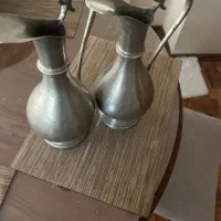یک جفت تنگ قدیمی فروشی