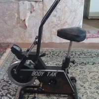 دوچرخه ورزشی ثابت تمام فلزی