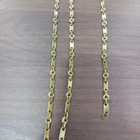 تعداد ۱۲ عدد زنجیر و دستبند