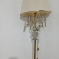 اباژور ایستاده