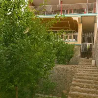 ویلا باغ منشاد