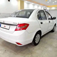 ساینا سفید بی رنگ