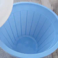 سطل پلاستیکی بزرگ