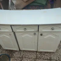 کابینت فلزی سالم سه درب وسه کشو