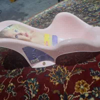 وان نوزاد و آغوشی