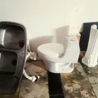 سینک استیل.توالت فرنگی. زیر شوی.