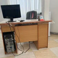 ۲ عدد میز و پرده