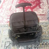 کالسکه بچه کاملا حرفه ای و در حد نو.