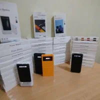 پاور بانک 10000کابل دار و چراغ قوه دار