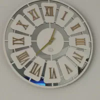 ساعت دیواری