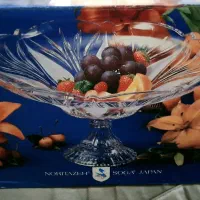 ظرف پذیرایی شیشه ای