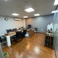 استخدام مشاور املاک