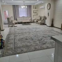 واحد ۱۴۰متری/خوش نقشه/فول امکانات