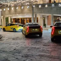 تاکسی وی آی پی شبانه روزی