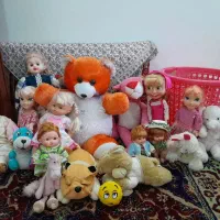 عروسک بچه و لوستر