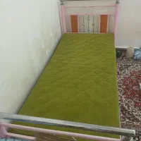 تخت تک نفره