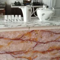یک عدد سوپ خوری . همراه با قوری و نمکدان