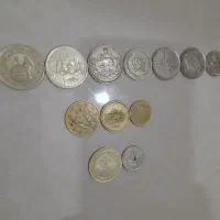 ۱۲ عدد سکه خارجی و ایرانی قدیمی
