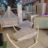 بانوج گهواره سیسمونی چوبی فلزی