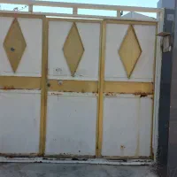 در حیاط