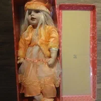 عروسک کاملا نو