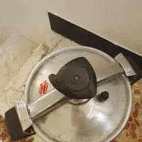 زودپز وآرام پز ۸لیتری جنس قدیمی