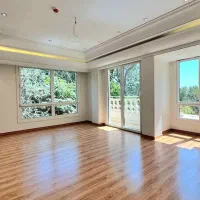 ۱۷۵ متری بدون مشرف * ویو باغ * نیاوران *