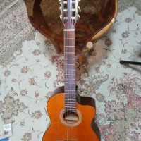 گیتار اندونزیG70cبسیار سالم درحد