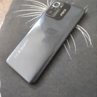 poco m5s با شارژر و کاور