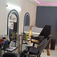 فروش تجهیزات کامل سالن زیبایی هفت ماه استفاده شده