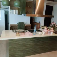 کابینت های گلاس با صفحه کورین و درب کاملا نو