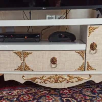 میز تلویزیون در حد نو