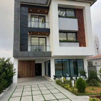 تریبلکس300متری/استخردار/سندششدانگ/بهترین متریال