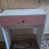 میز تحریر در حد نو سالم کشو دار