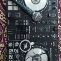 آلات صوتی و موسیقی