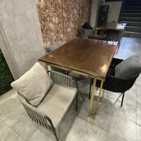 میز و صندلی