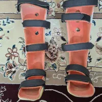 کفش طبی برای پاهای پرانتزی کودکان