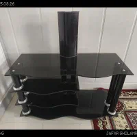 میز تلویزیون شیشه‌ای