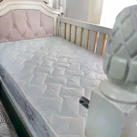 تخت کنار مادر نوزاد