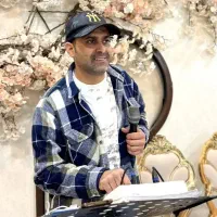 خواننده تالار،مجری،دیجی
