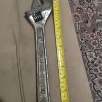آچار فرانسه قدیمی محکم