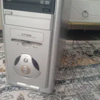 کامپیوتر کیس صحیح سالم