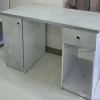 میز کامپیوتر و تحریر