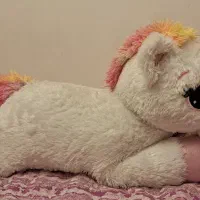 عروسک تکشاخ