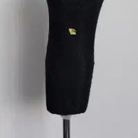 مانکن خیاطی ایستاده با پایه فلزی و چوبی