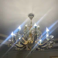 لوستر برنزی ۸ شاخه دوبل در حد نو