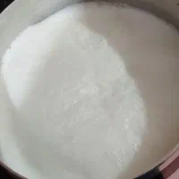 شیرپرچرب وخرما