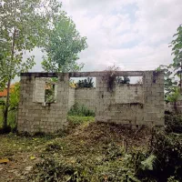 ۴۰۰متر بابنای نیمه کاره وامتیاز