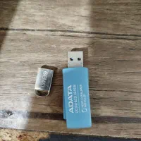 فلش ۶۴گیگ و فلش ۱۶گیگ